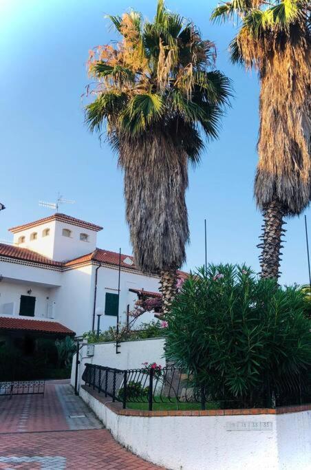 Apartamento Pietra Ligure - Essential With Swimming Pool Exterior foto